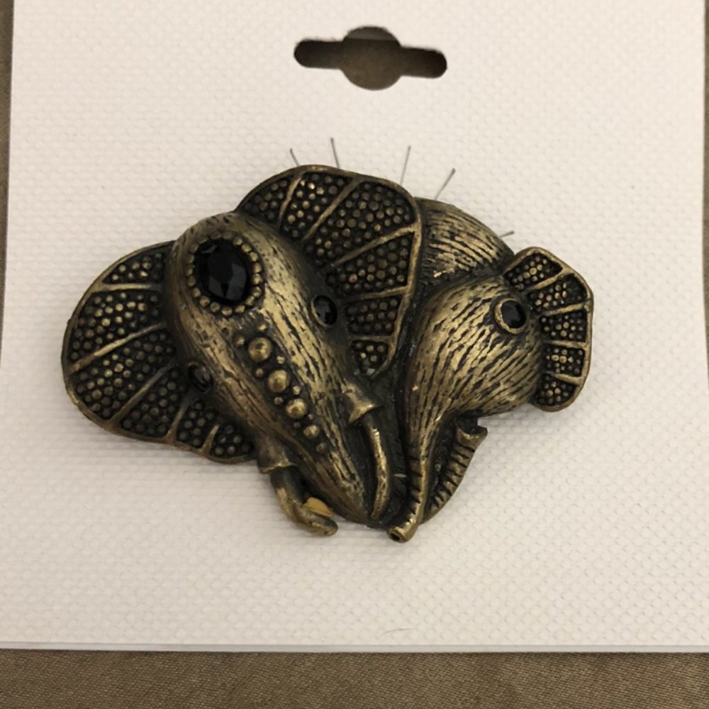 3/$25 ** Brass elephant brooch pin